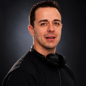 DJ DEO