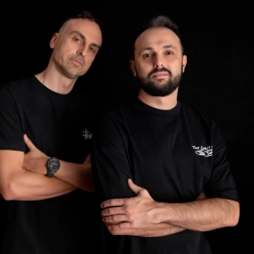 ALEX&GIRO